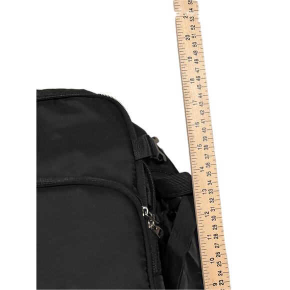 Target Padded Clamshell Travel Backpack 18x16 - Picture 3 of 6